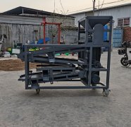 河南三門峽花椒清選篩、時(shí)產(chǎn)300Kg/h花椒振動(dòng)篩、220V花椒篩分機(jī)